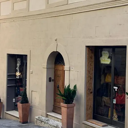 Stefania Townhouse
