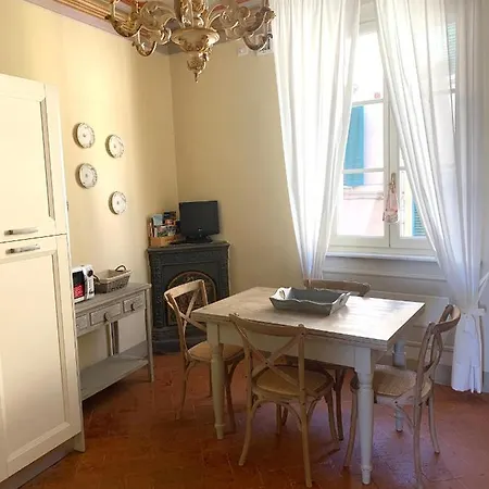 Stefania Townhouse