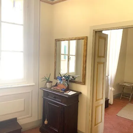 Stefania Townhouse דירה