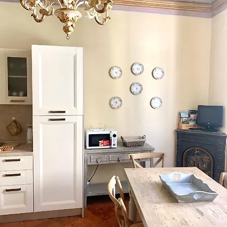 Stefania Townhouse